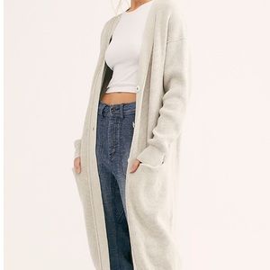 🖤Free People | Cozy Knit Gray Cardigan!